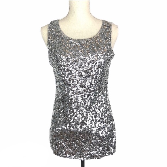 PRETTYGUIDE | Sequins Embellished Top - Picture 1 of 7